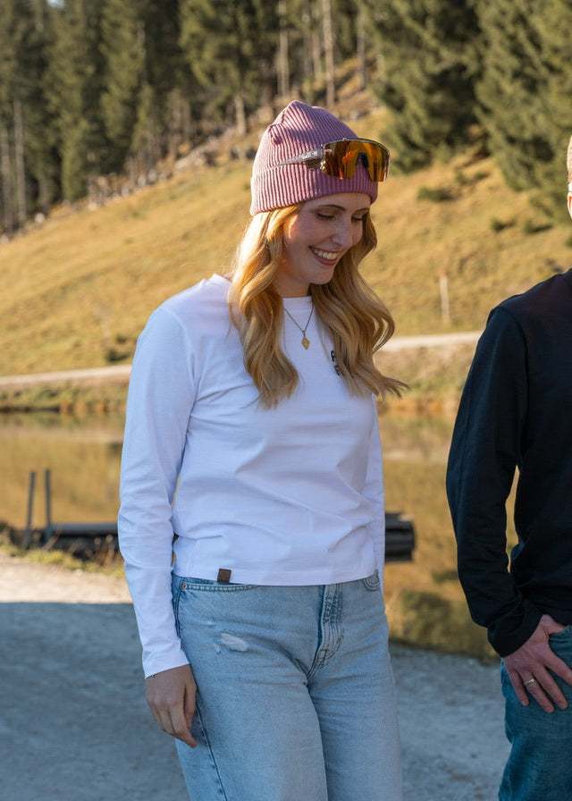 Winter Vibes Crop Longsleeve Women