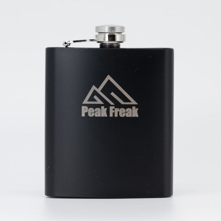 Flachmann schwarz matt Gravur Peak Freak Logo
